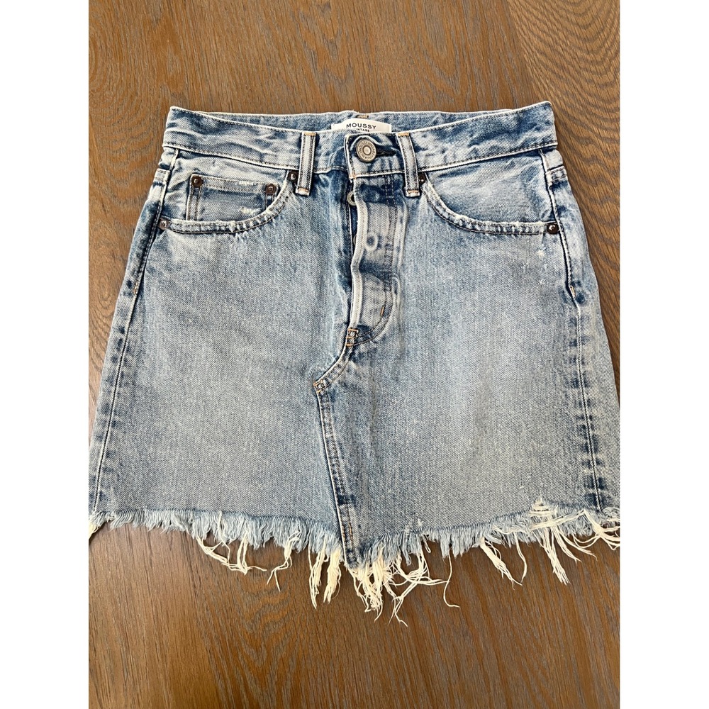 Moussy Vintage Distressed Denim Mini Skirt Light Wash 025ESC11-2710 Size 25